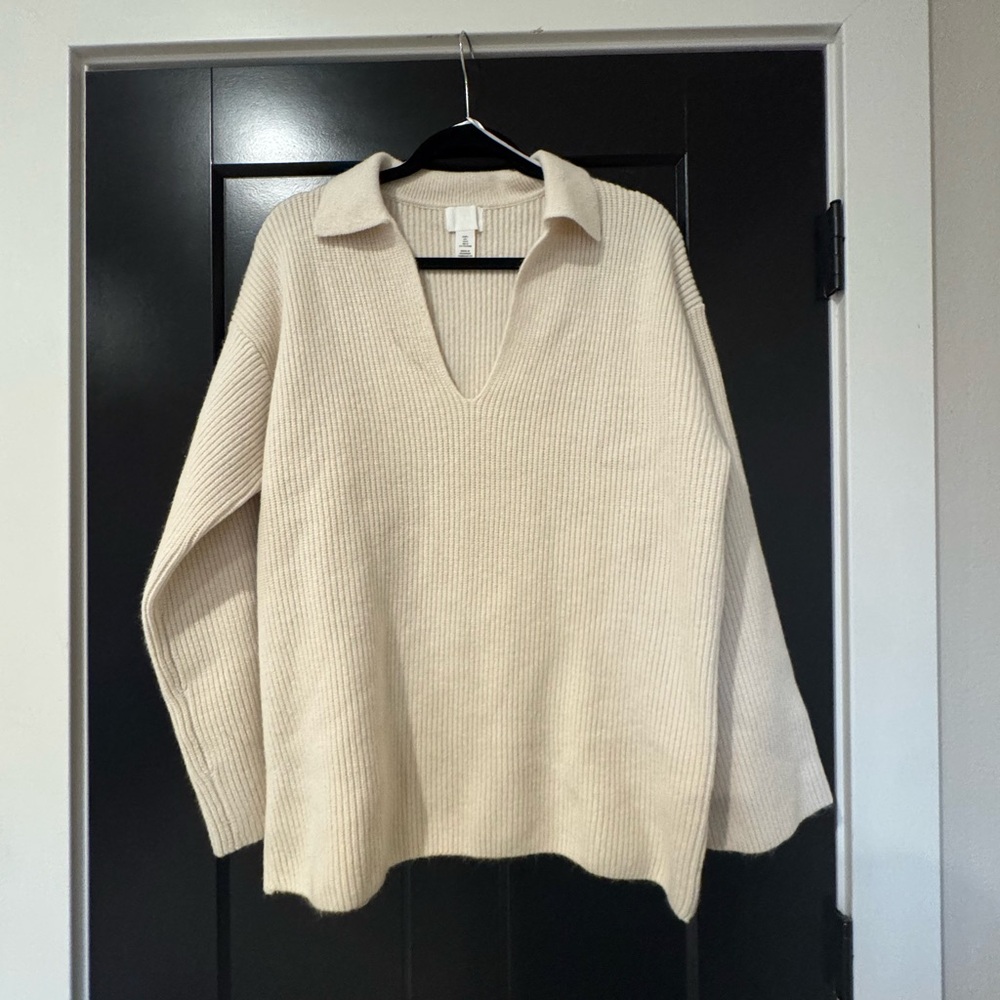 H&M Cream V-Neck Sweater for Women